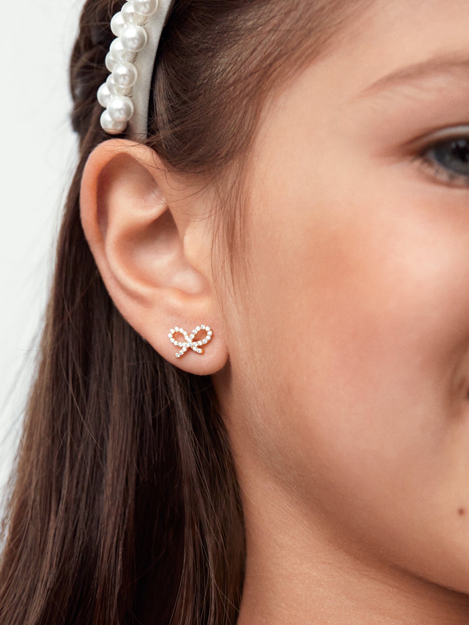 Greatest Gift 18K Gold Kids' Earrings - Bow - Image 2