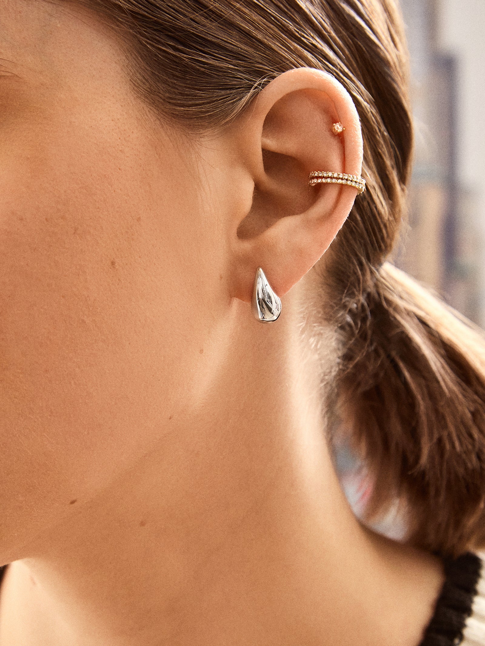 Ella 18K Gold Earrings - Image 2