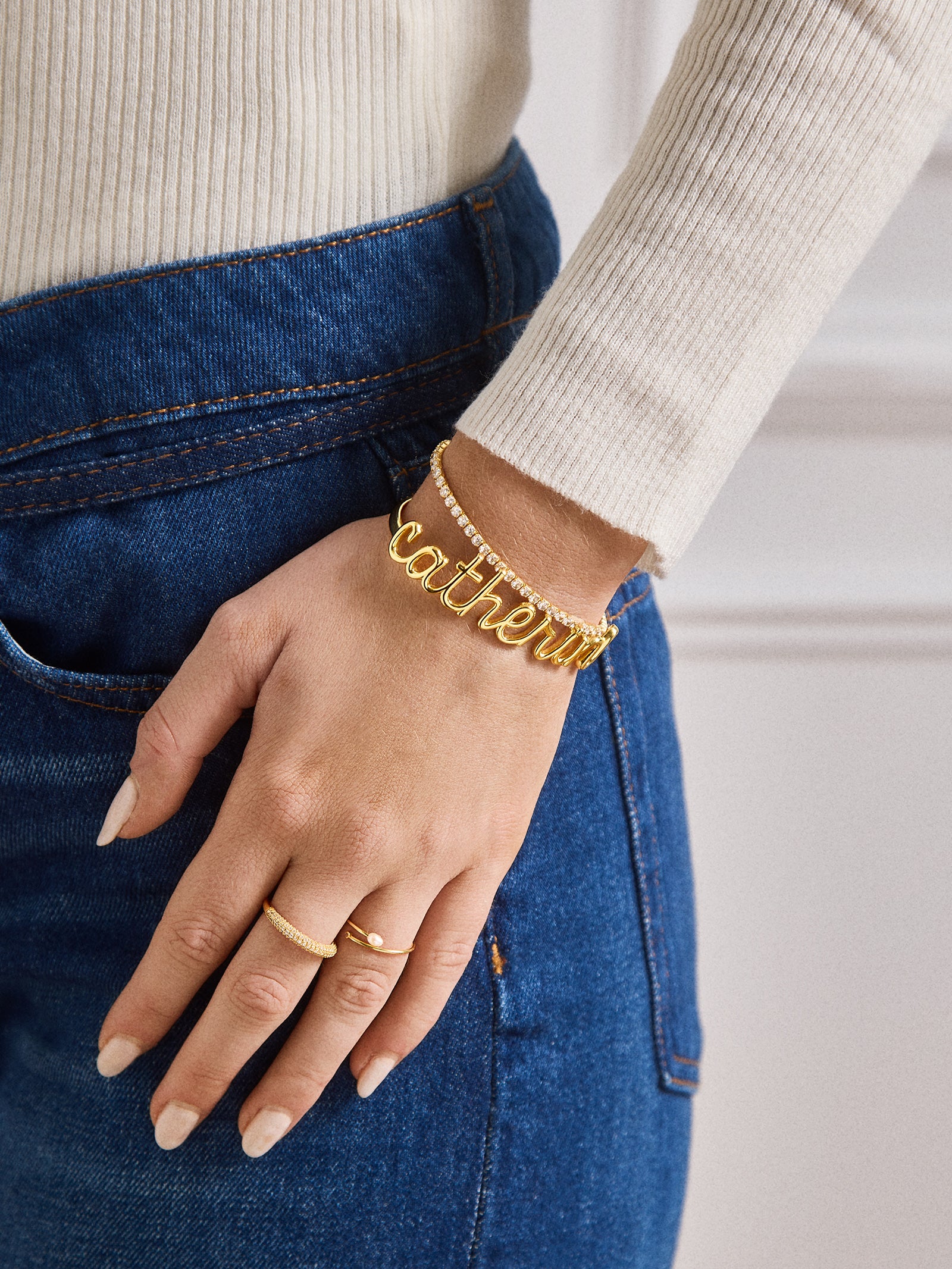 18K Gold Custom Nameplate Cuff Bracelet - 18K Gold - Image 2