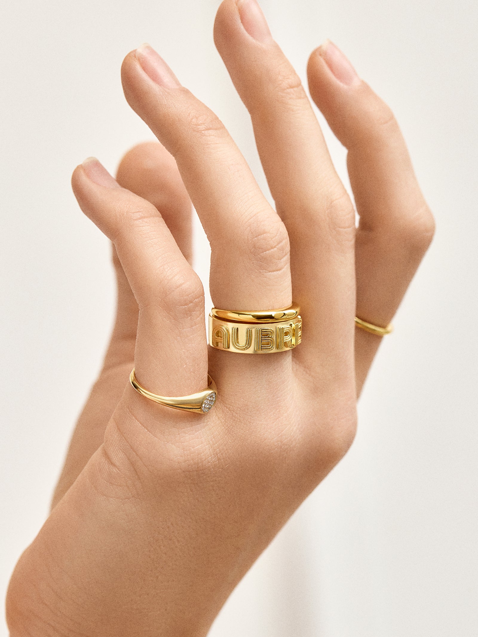 Retro 18K Gold Custom Ring - 18K Gold - Image 2