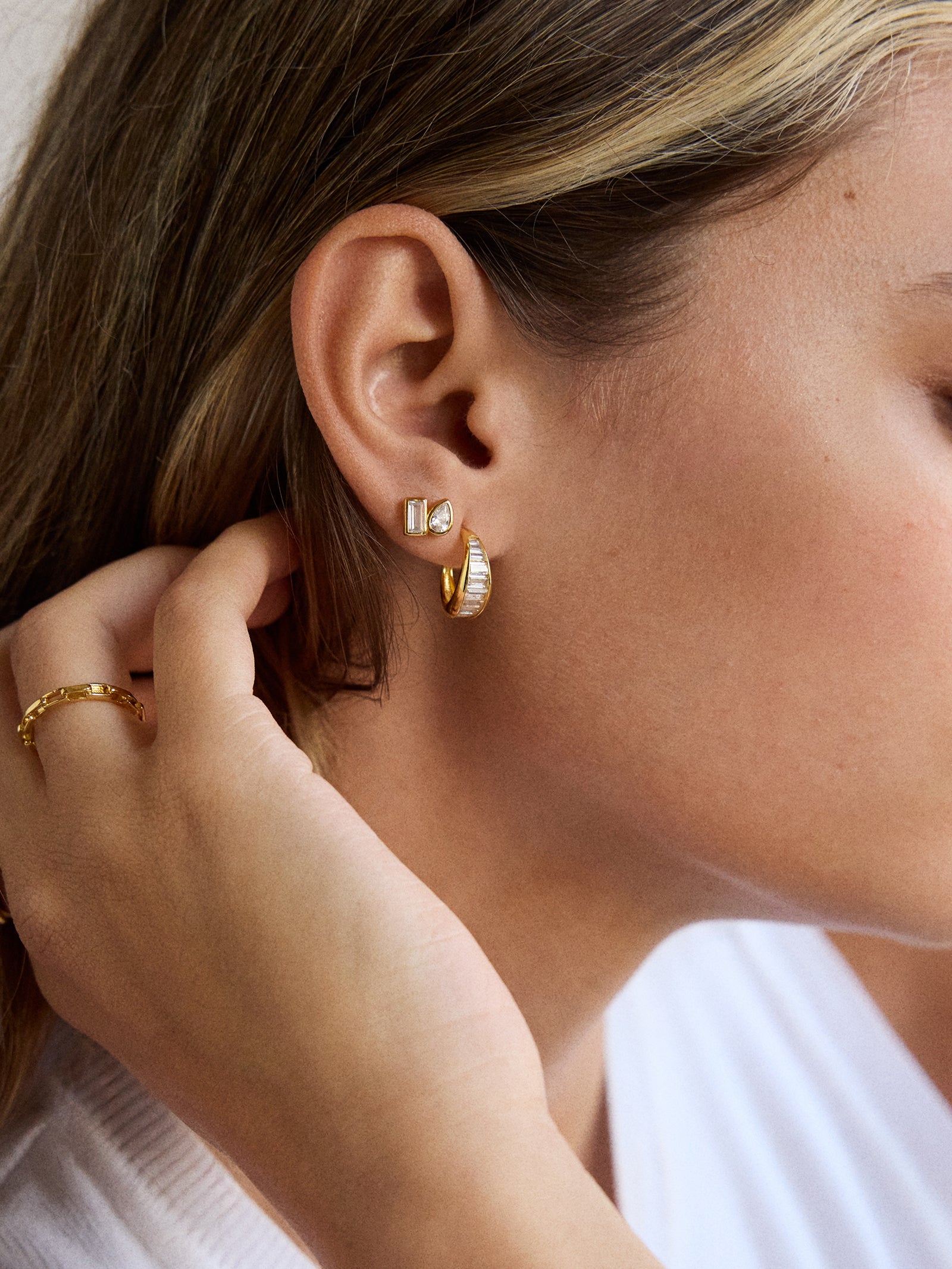 Reina 18K Gold Stud Earrings - Gold/Pav?? - Image 2