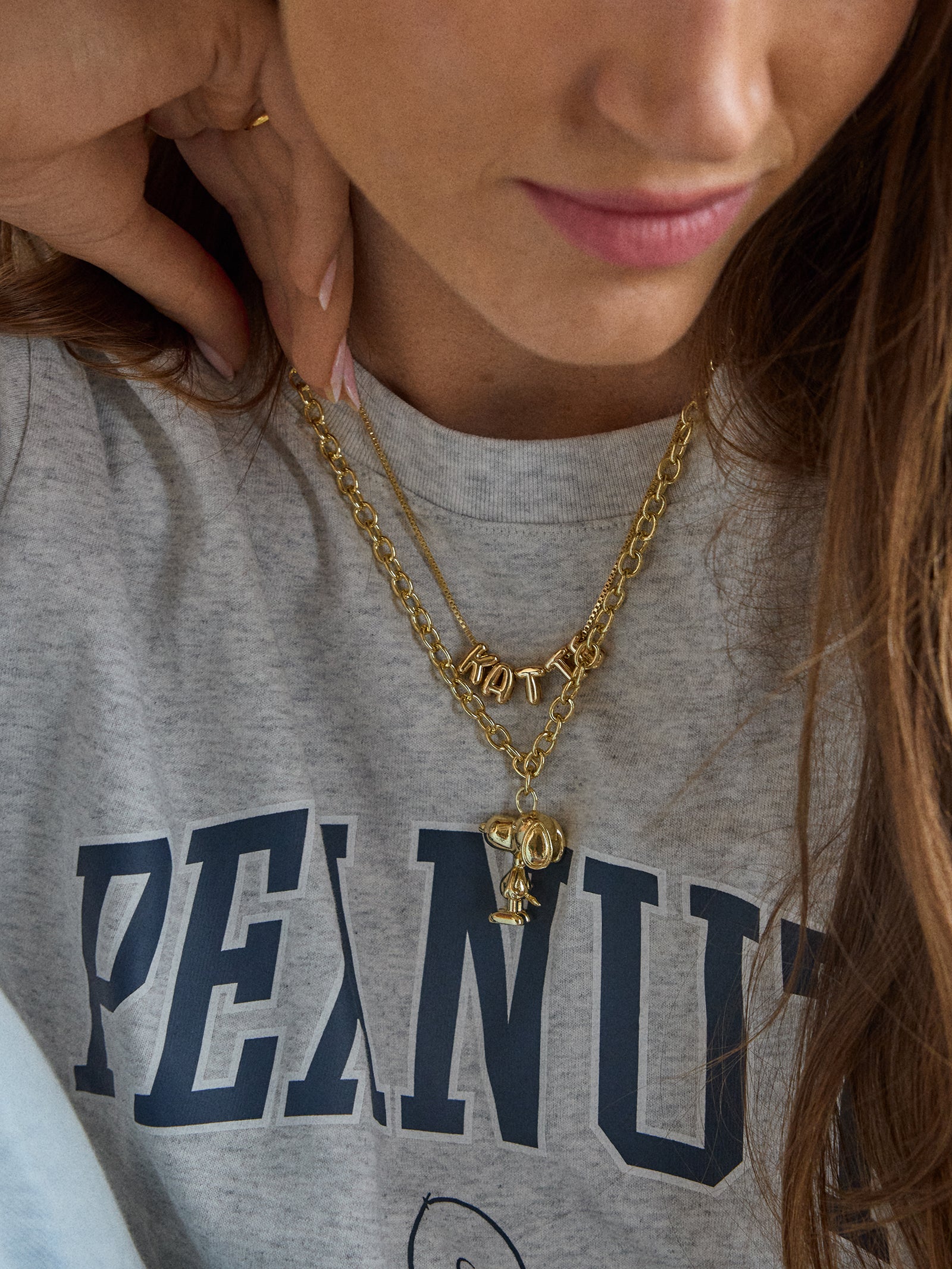 Peanuts Snoopy Pendant Necklace - Gold - Image 2