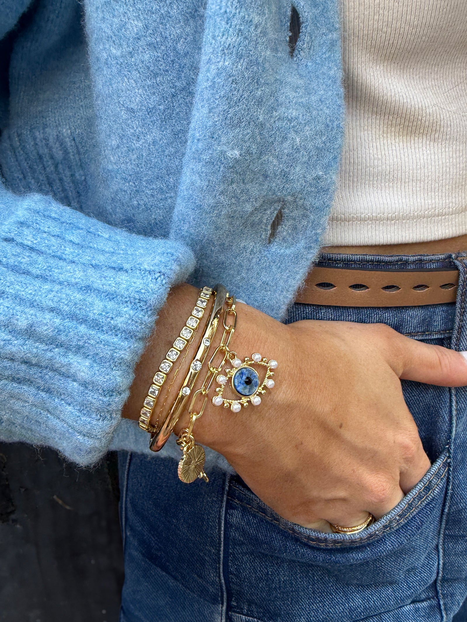 Evil Eye Charm Bracelet - Gold/Blue - Image 3