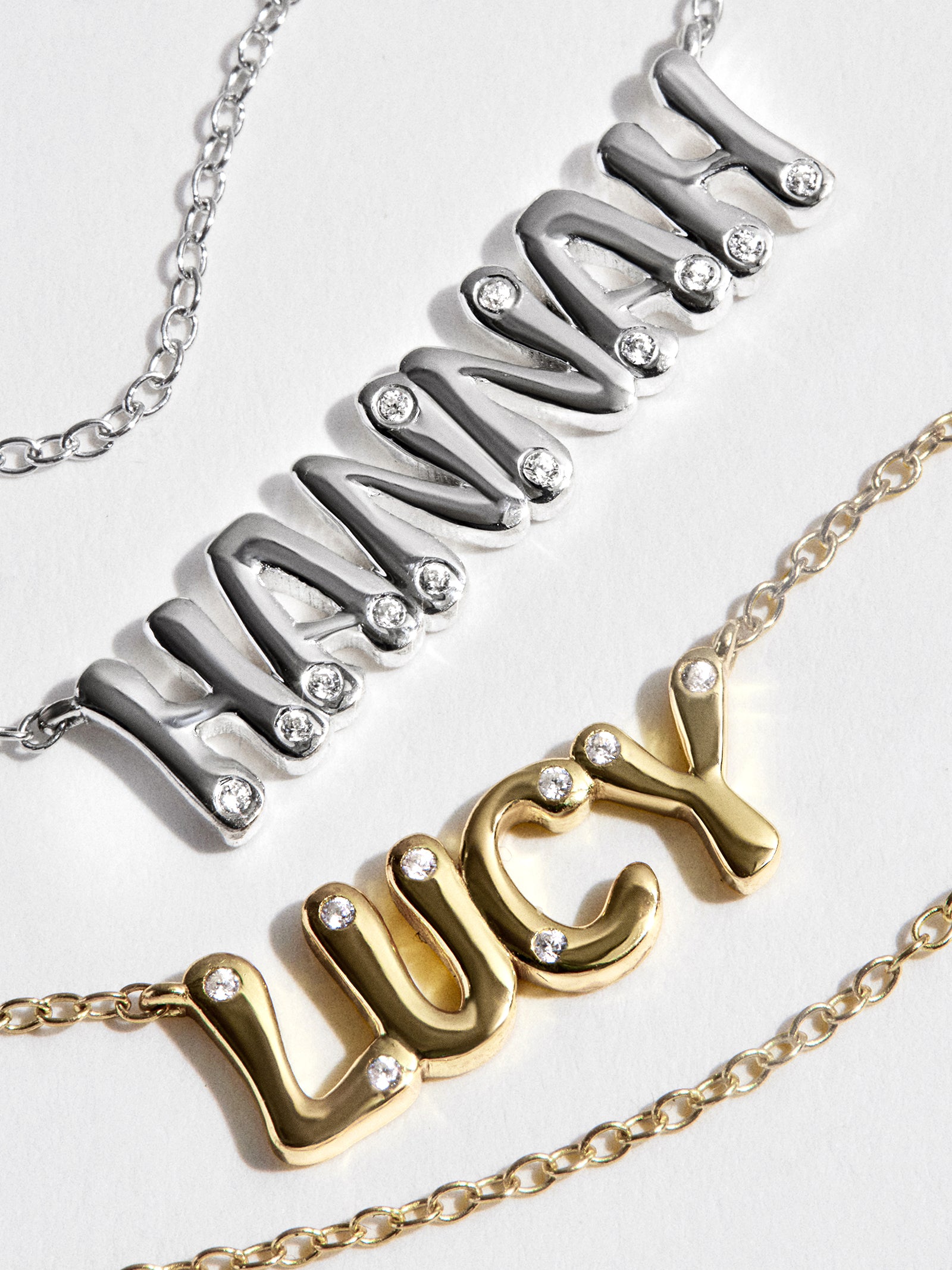 18K Gold Custom Nameplate Necklace - Bubble - Image 5