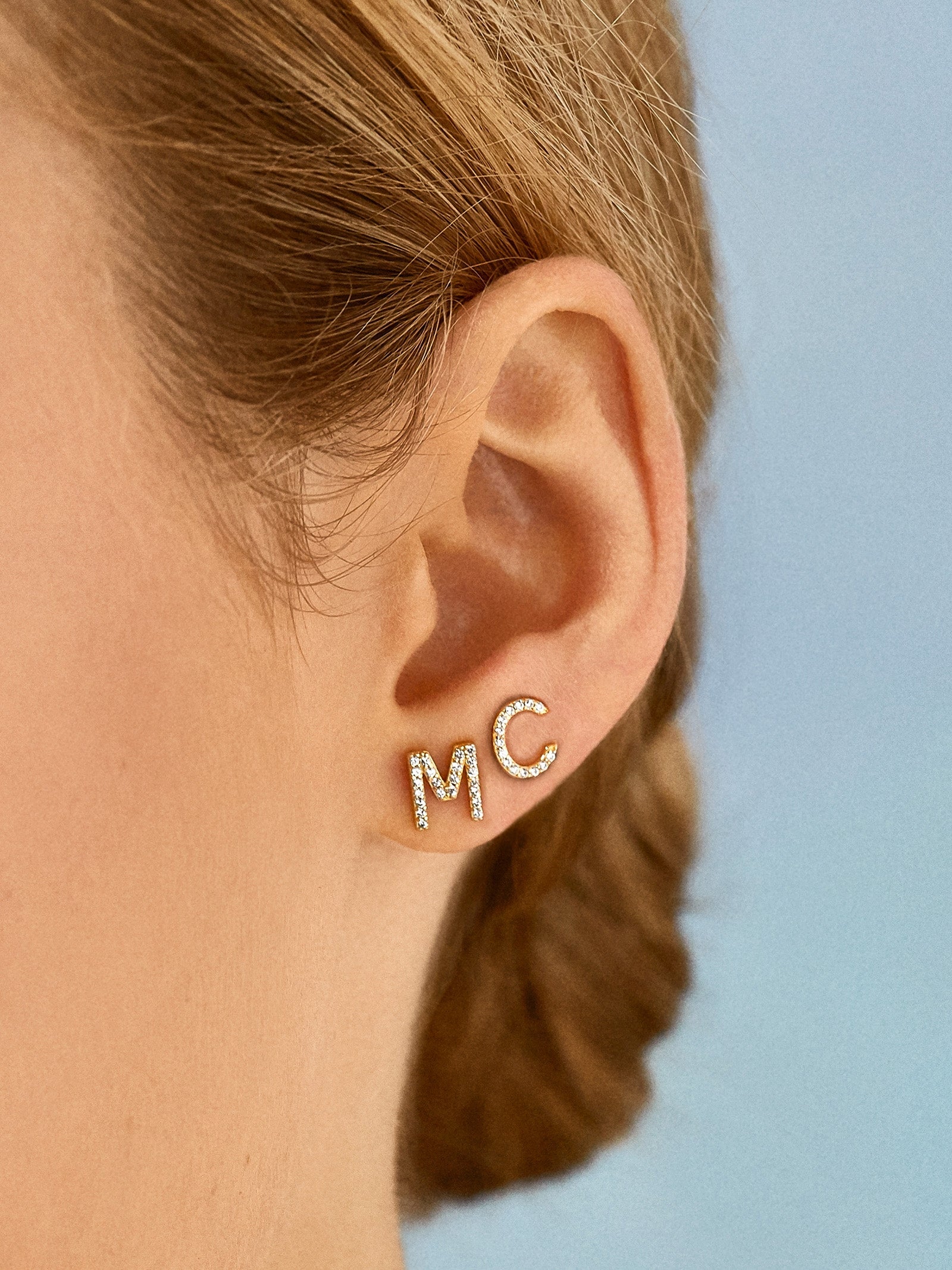 Single 18K Gold Initial Earring - Gold/Pav?? - Image 2
